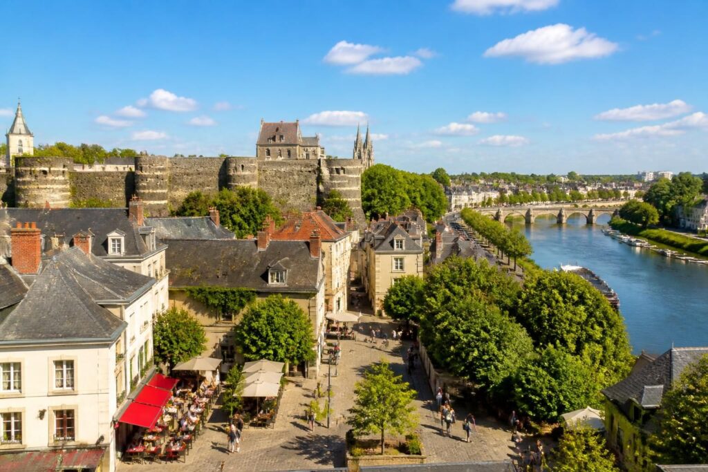 découvrez la météo à angers pour choisir le meilleur moment de l'année afin de profiter pleinement de la ville et de ses attractions.